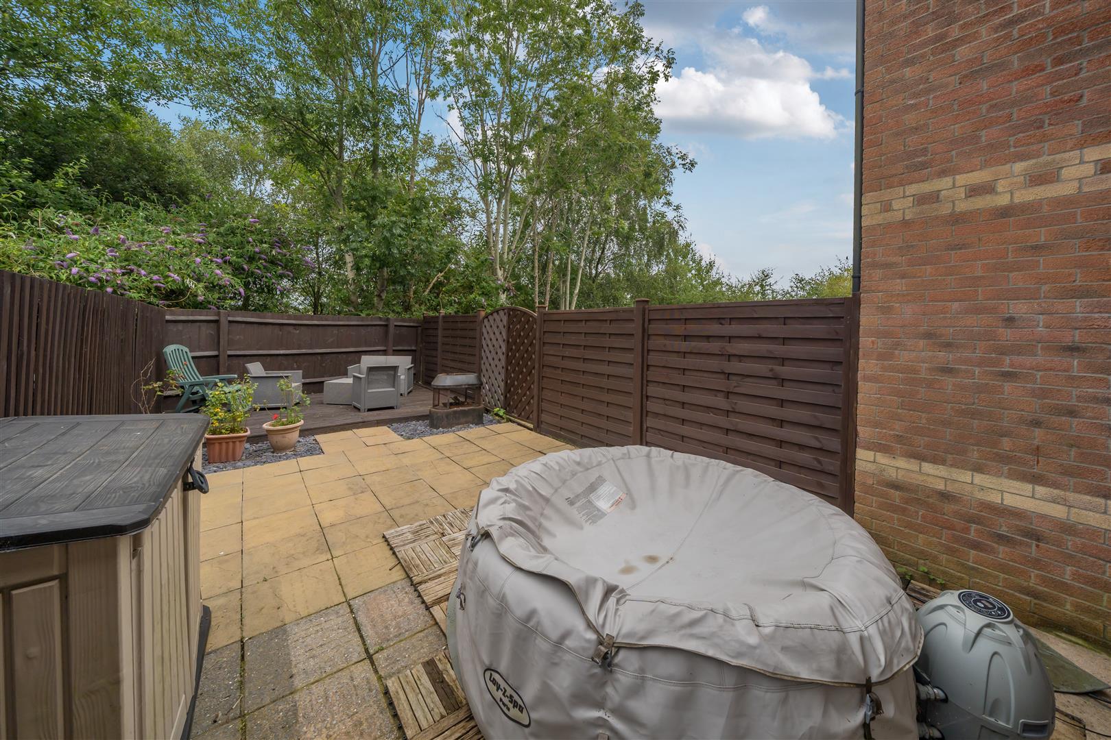 Clos Yr Eglwys, Townhill, Swansea